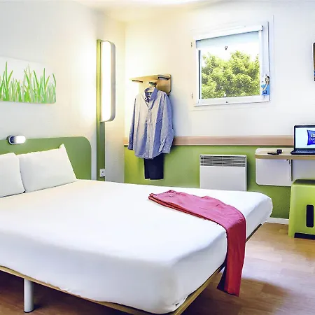 Ibis Budget Valenciennes Hotel