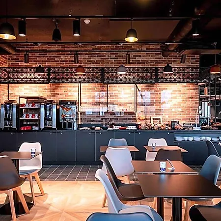 酒店 Ibis Budget Valenciennes 佩蒂特·弗瑞斯