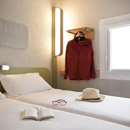 Ibis Budget Valenciennes Petite-forêt