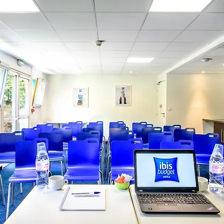 Ibis Budget Valenciennes Petite-forêt