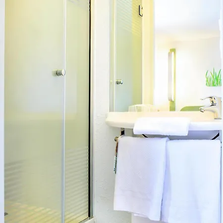 Ibis Budget Valenciennes Petite-forêt Petite-Forêt