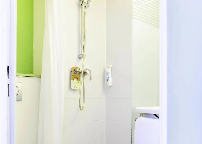 Ibis Budget Valenciennes 2*