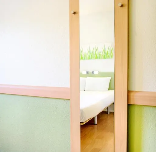 Ibis Budget Valenciennes Hotel Petite-Foret